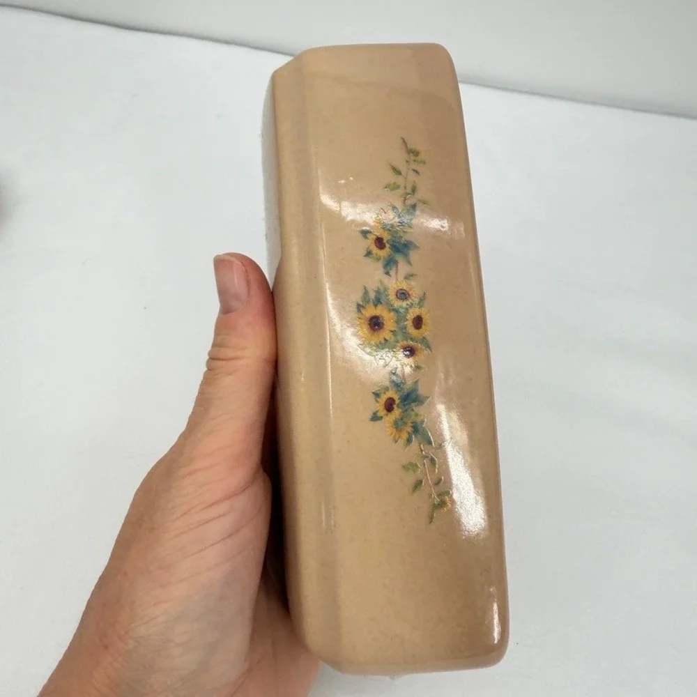 Home & Garden Party Ltd Butter Dish Sunflower Speckled Trim Vintage Kitchen